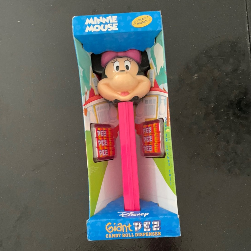 Minnie Mouse Giant PEZ Dispenser. Collectible. Never opened!!